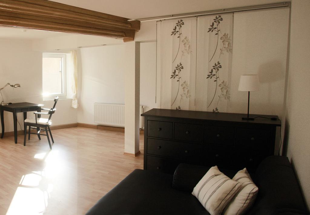 3 Seiten Ferienwohnung Jena Room photo
