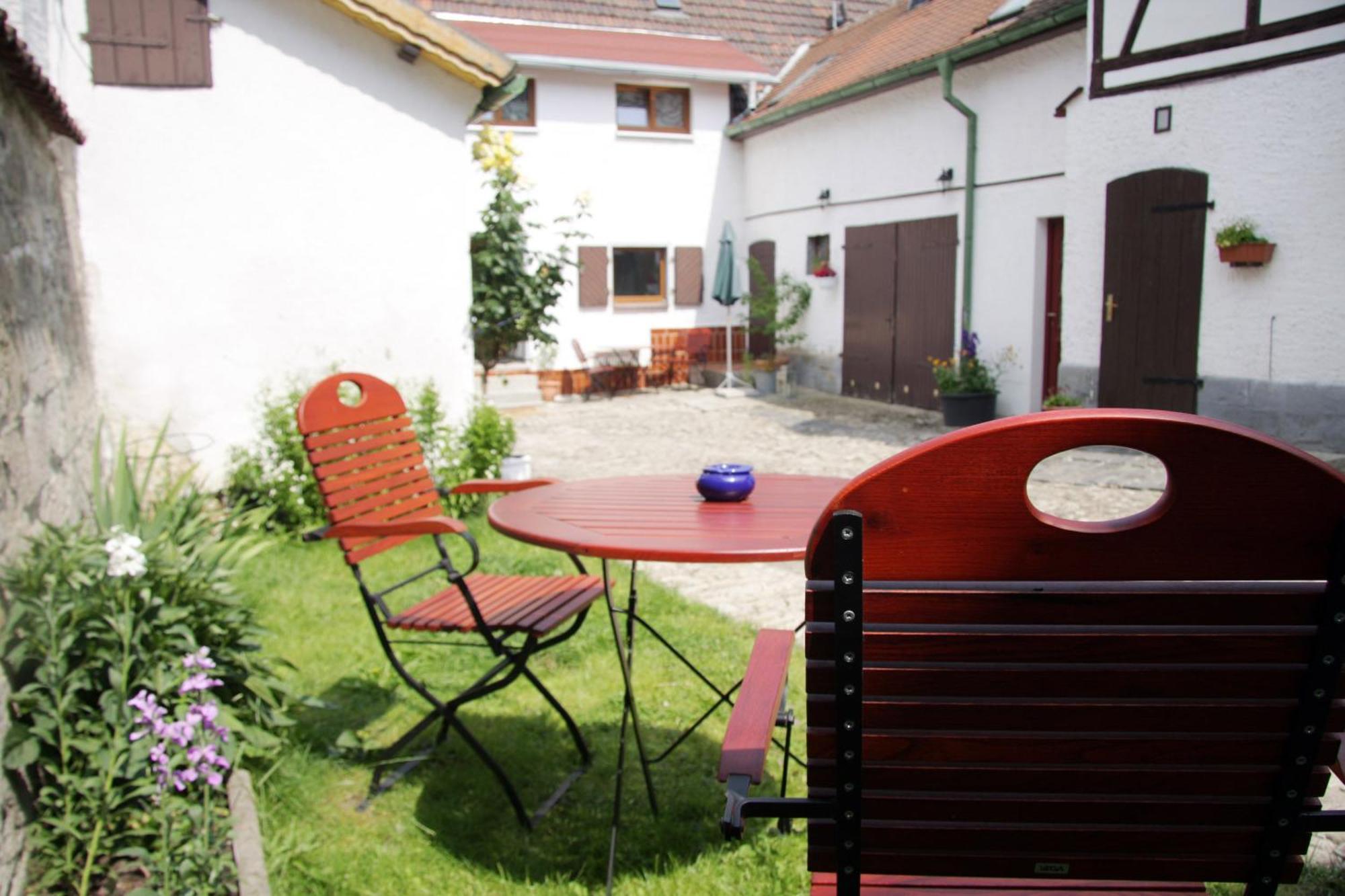 3 Seiten Ferienwohnung Jena Exterior photo